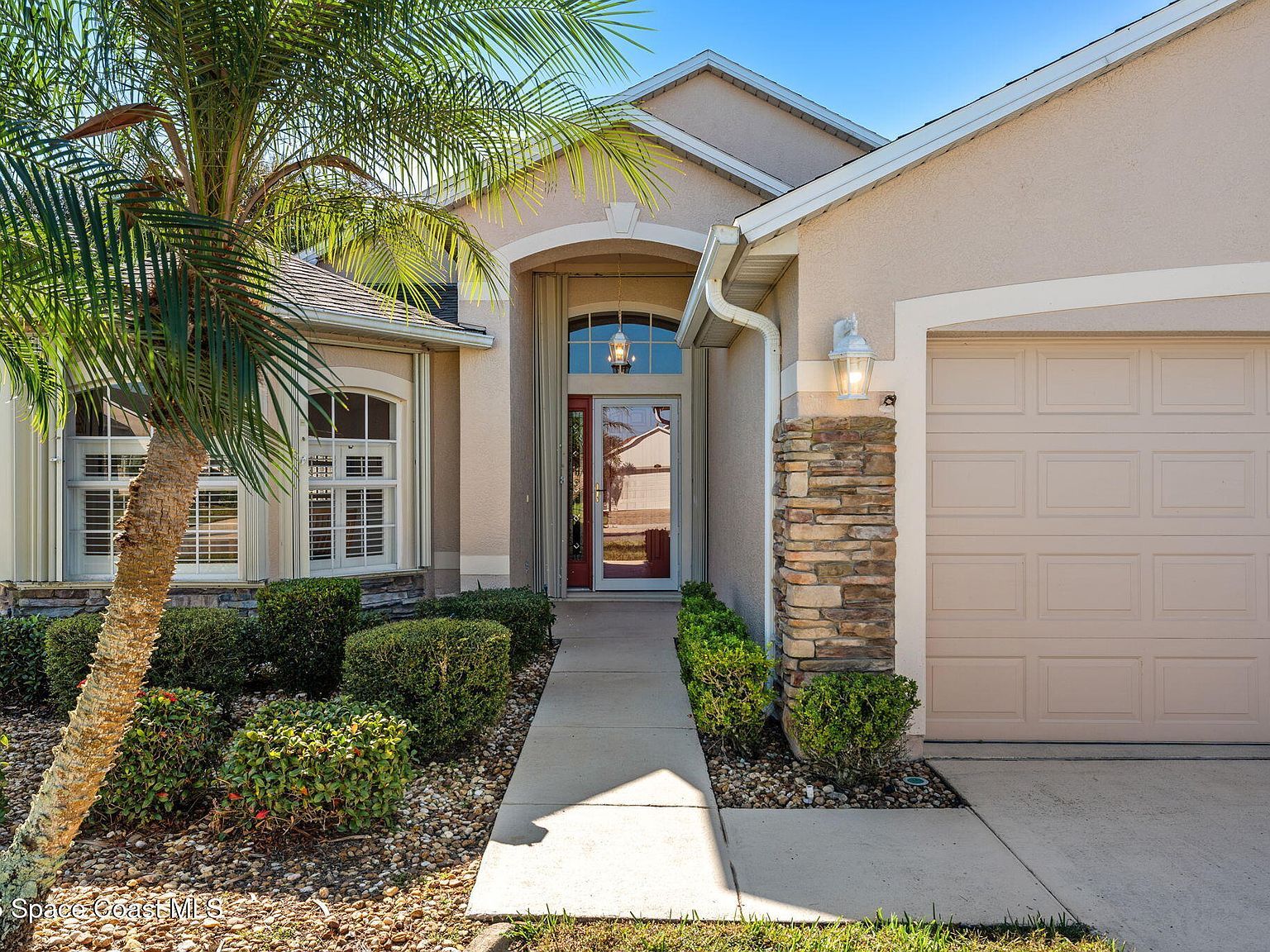 1690 Lago Mar Dr Melbourne, FL 32940 - Thumbnail 3