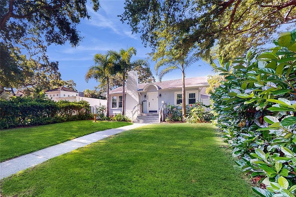 230 28th Ave N Saint Petersburg, FL 33704 - Thumbnail 3