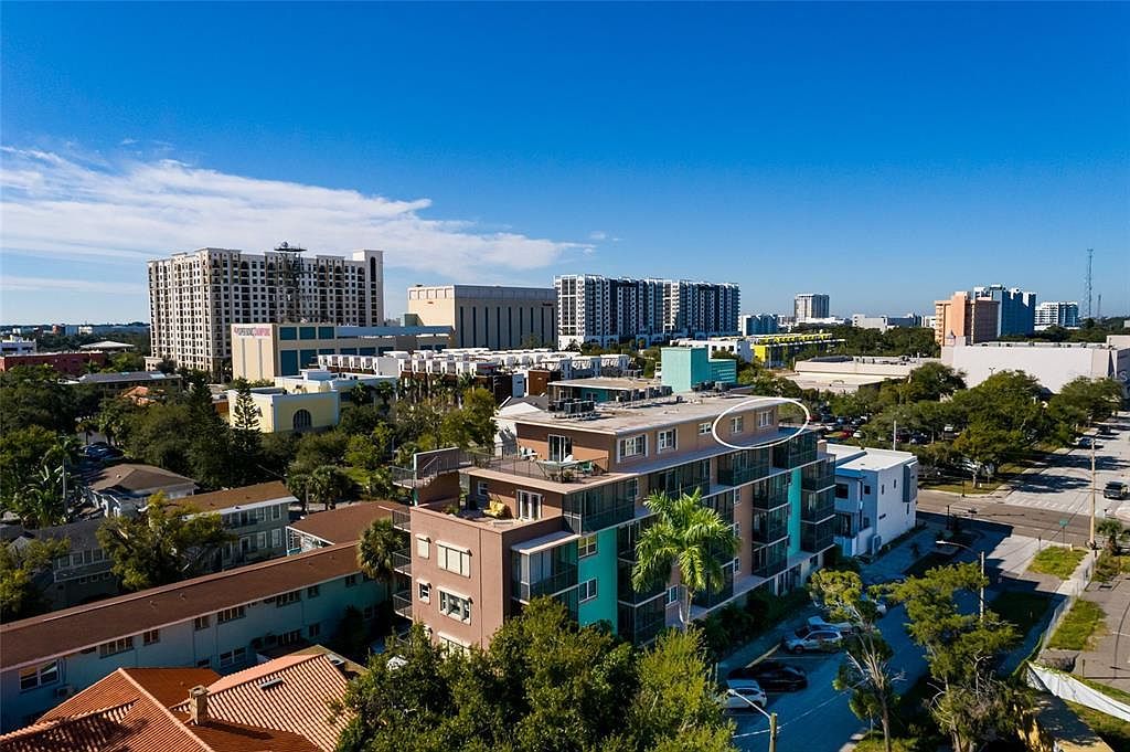 750 Burlington Ave N APT 5B Saint Petersburg, FL 33701 - Thumbnail 3
