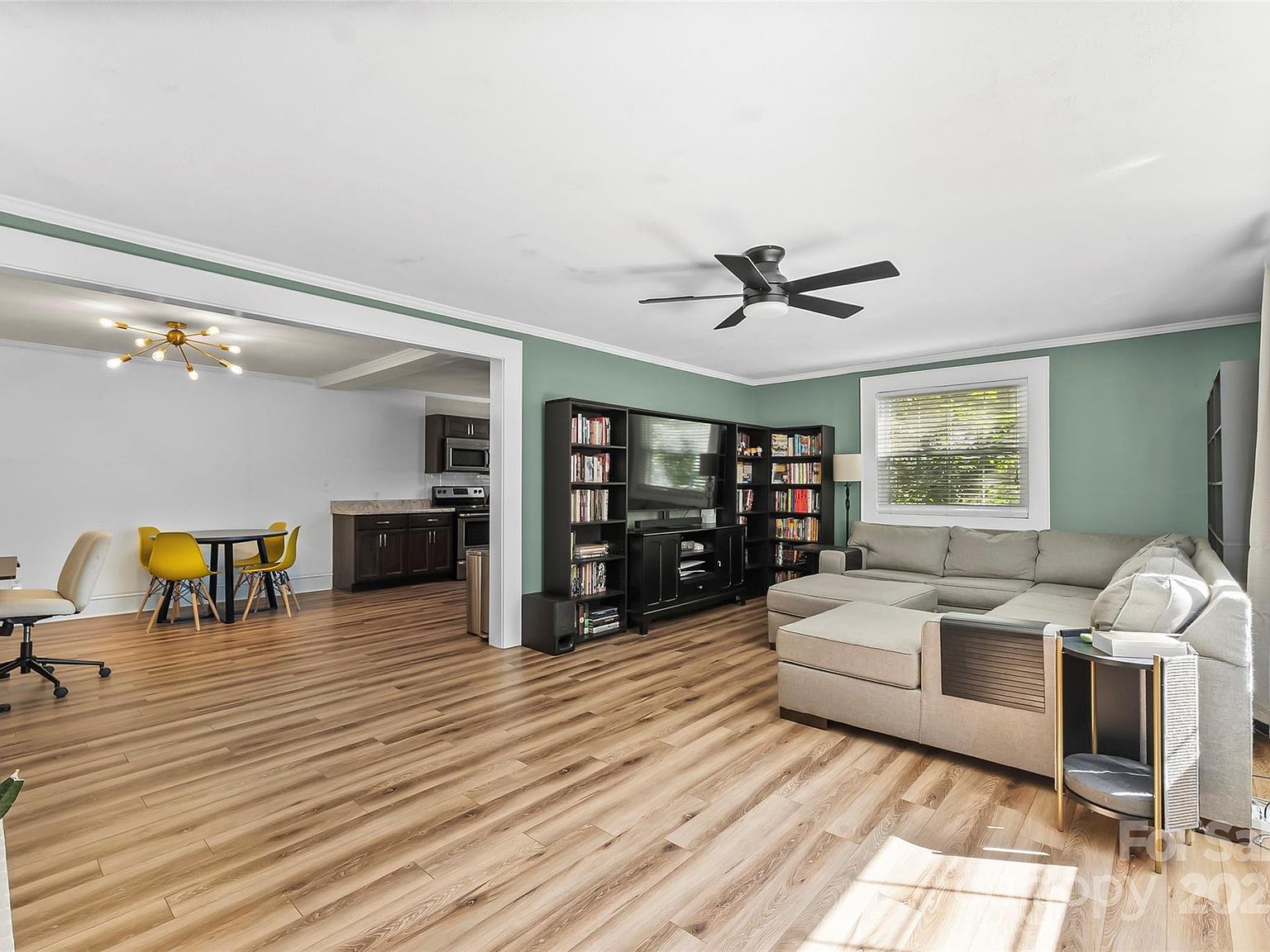 1072 5th St NE Hickory, NC 28601 - Thumbnail 3