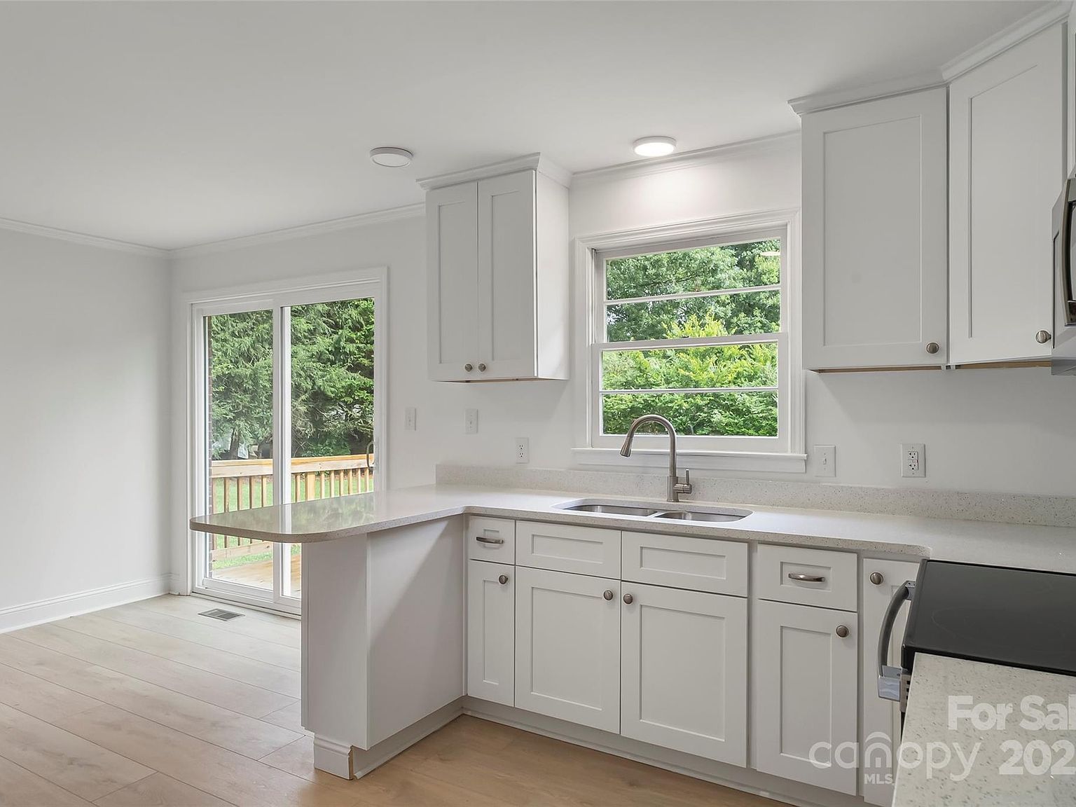 4146 Old State Rd Newton, NC 28658 - Thumbnail 3