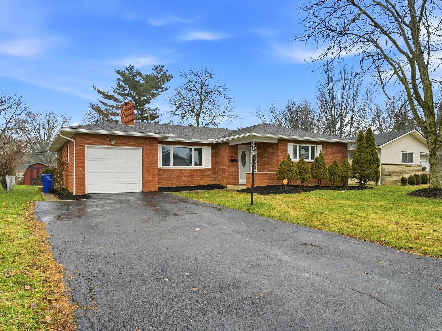 1379 Crestwood Ave Columbus, OH 43227 - Thumbnail 3