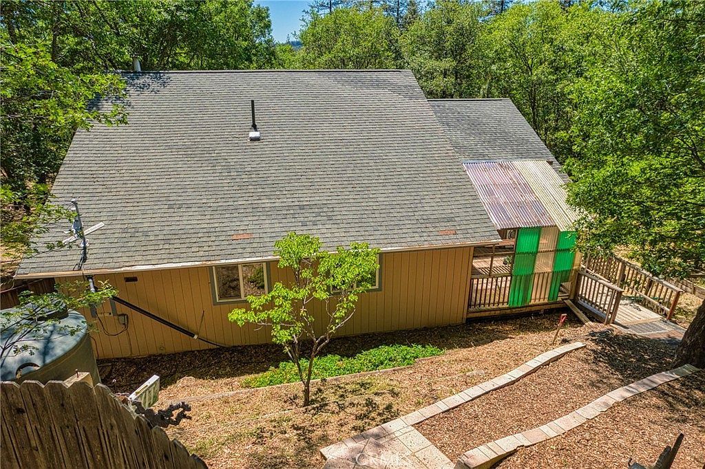 11575 Loch Lomond Rd Loch Lomond, CA 95461 - Thumbnail 3