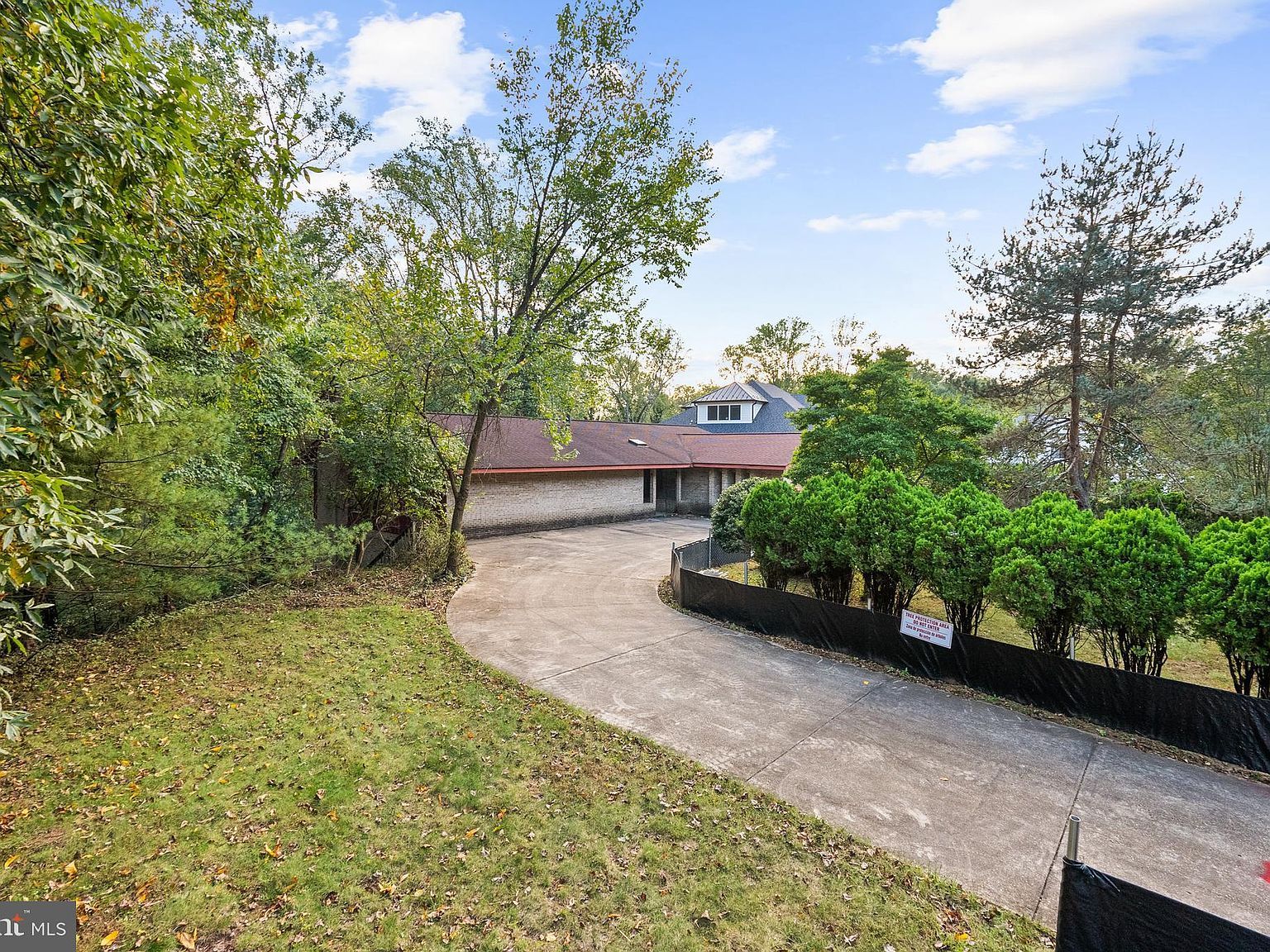 6508 Tall Tree Ter Rockville, MD 20852 - Thumbnail 3