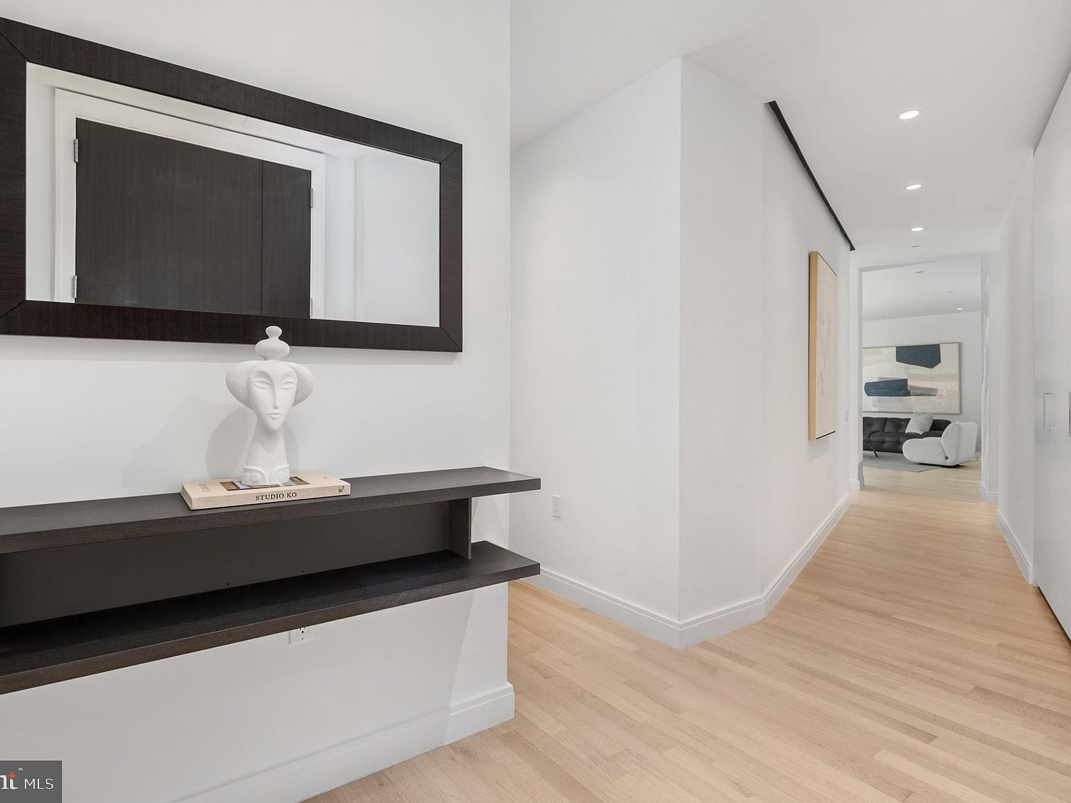 1177 22nd St NW UNIT 2K Washington, DC 20037 - Thumbnail 3