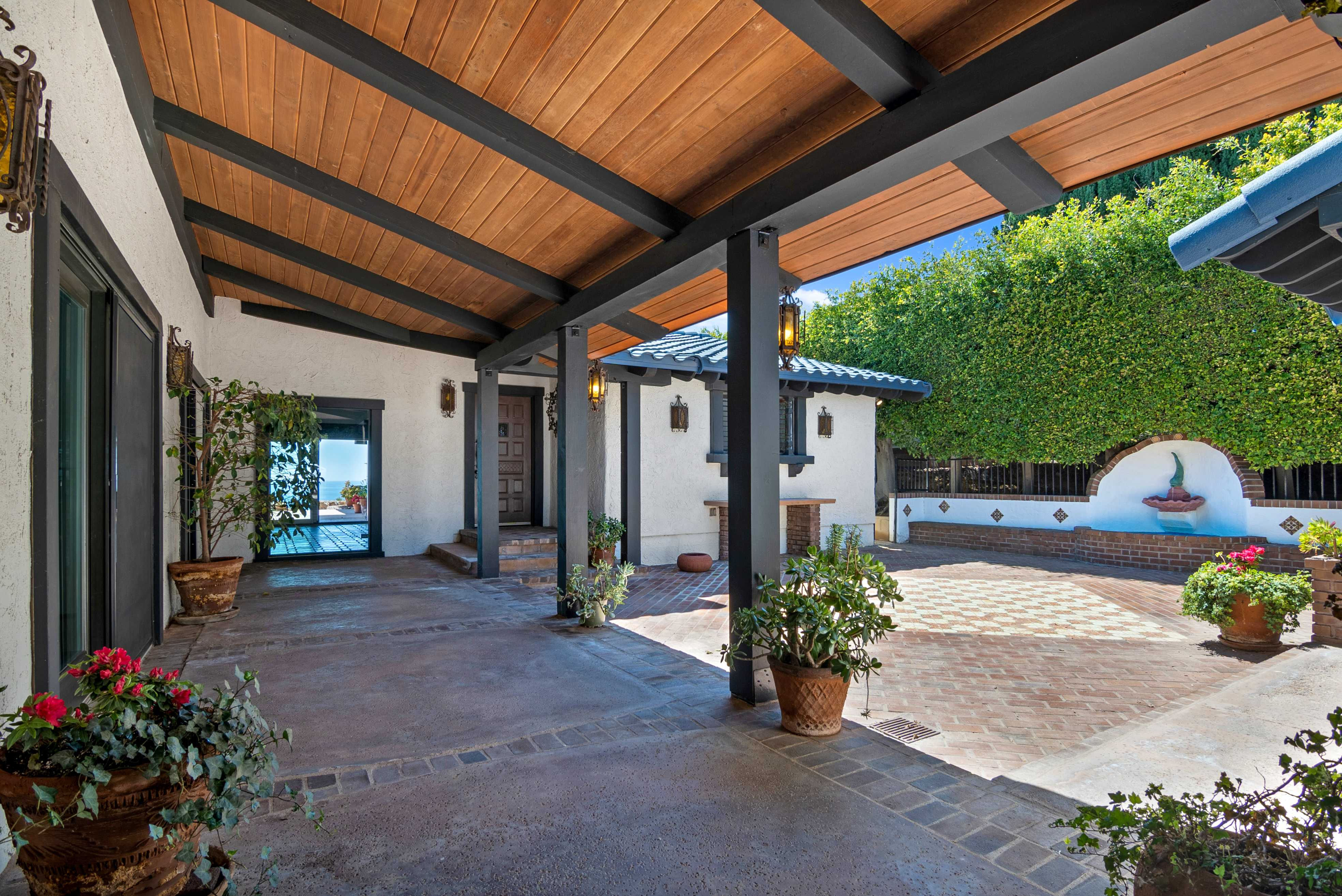 24604 Blue Dane Ln, Malibu, CA, USA, 90265 - Thumbnail 3