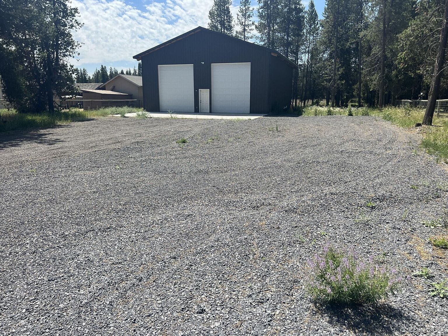16963 Downey Rd Bend, OR 97707 - Thumbnail 3