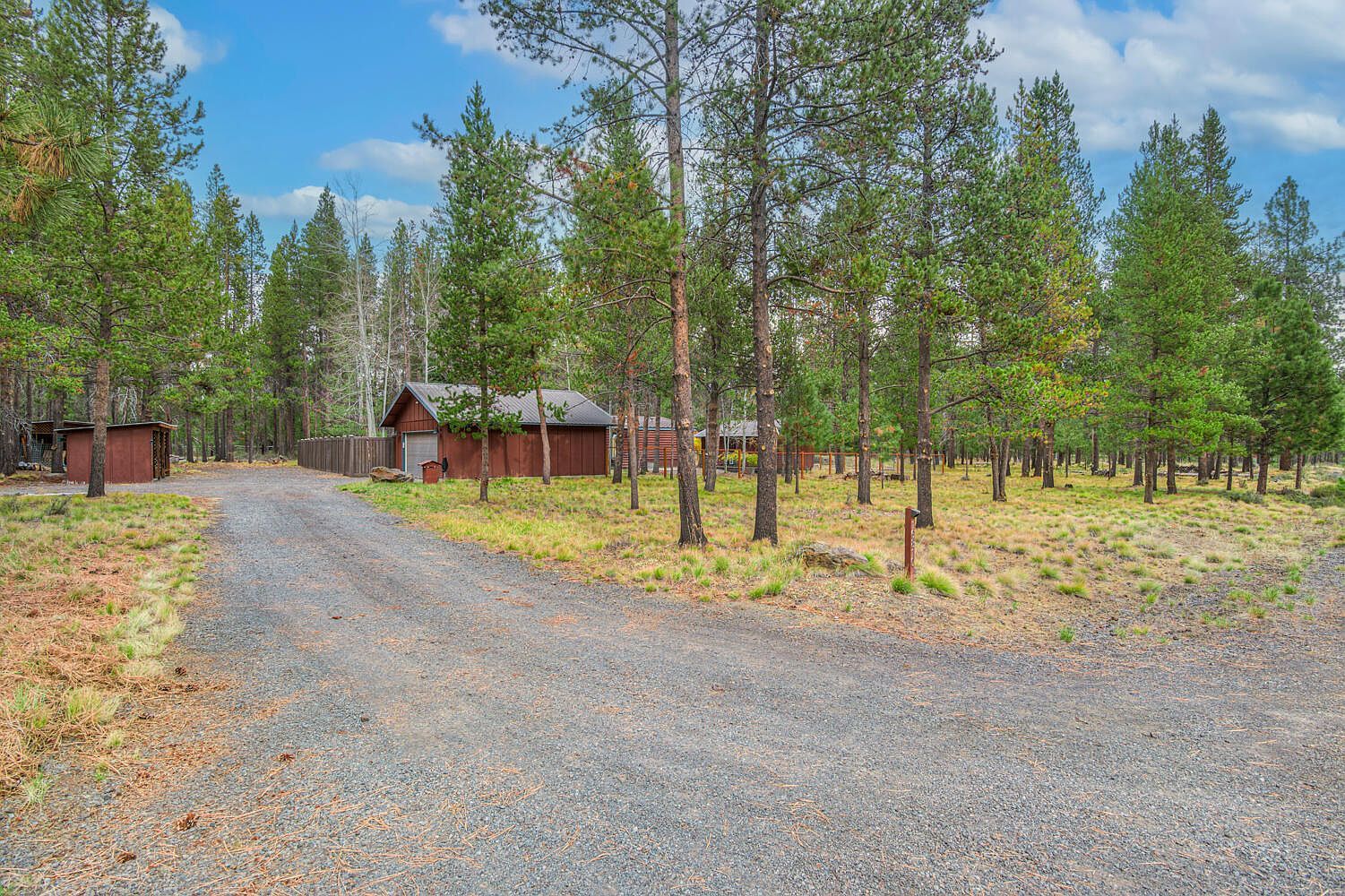 16810 Derringer Dr Bend, OR 97707 - Thumbnail 3