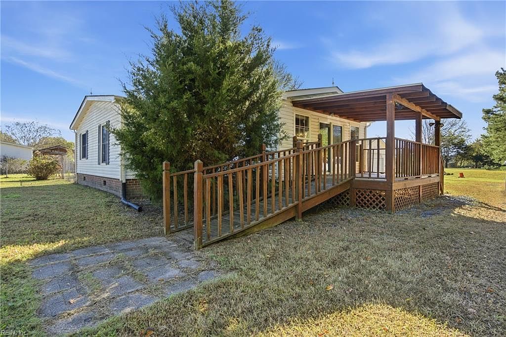 172 Brumley Rd Knotts Island, NC 27950 - Thumbnail 3