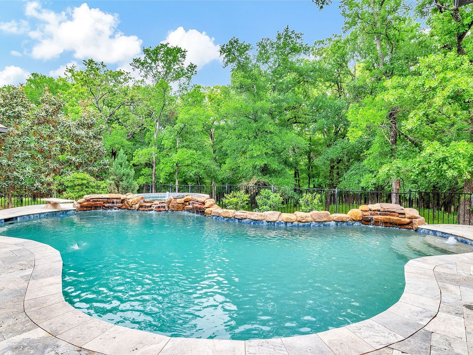 521 W Waters Edge Way Little Elm, TX 75068 - Thumbnail 3