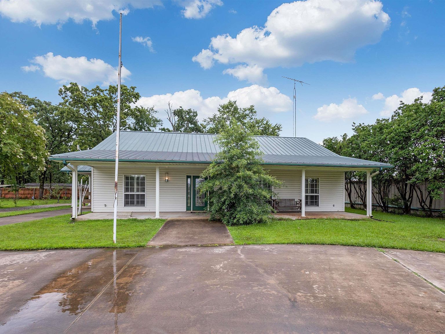 202 County Road 1558 Alba, TX 75410 - Thumbnail 3