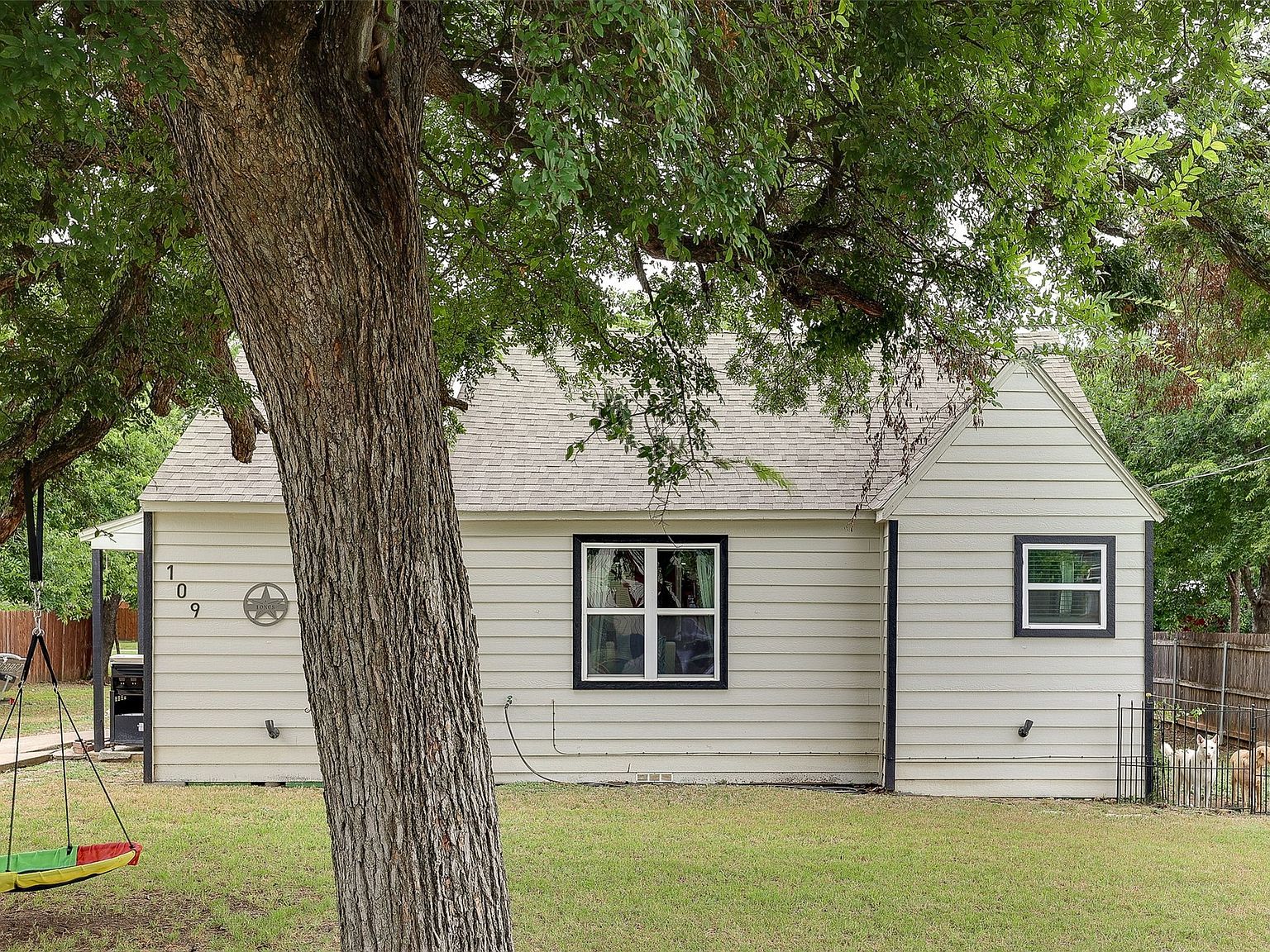 109 W Purdom Ave Alvarado, TX 76009 - Thumbnail 3
