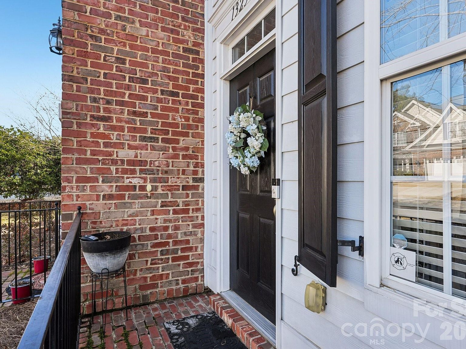 13234 Eastfield Village Ln Charlotte, NC 28269 - Thumbnail 3