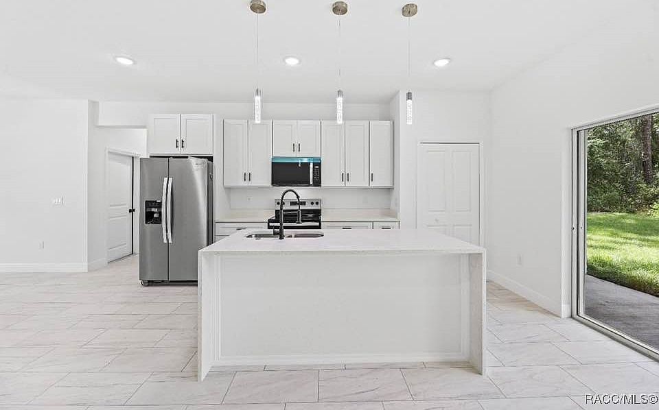 2958 W Striblin Dr Citrus Springs, FL 34433 - Thumbnail 3