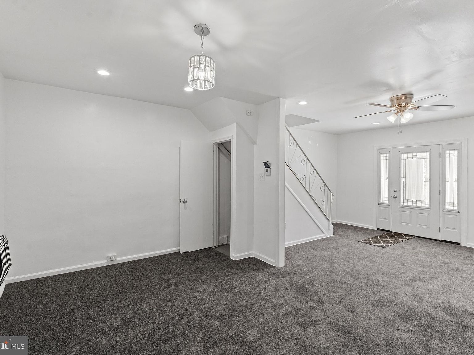 323 Berbro St Darby, PA 19023 - Thumbnail 3