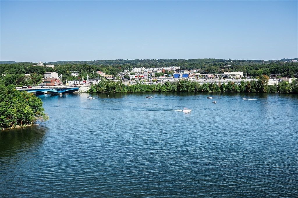 65 Lake Ave APT 220 Worcester, MA 01604 - Thumbnail 3