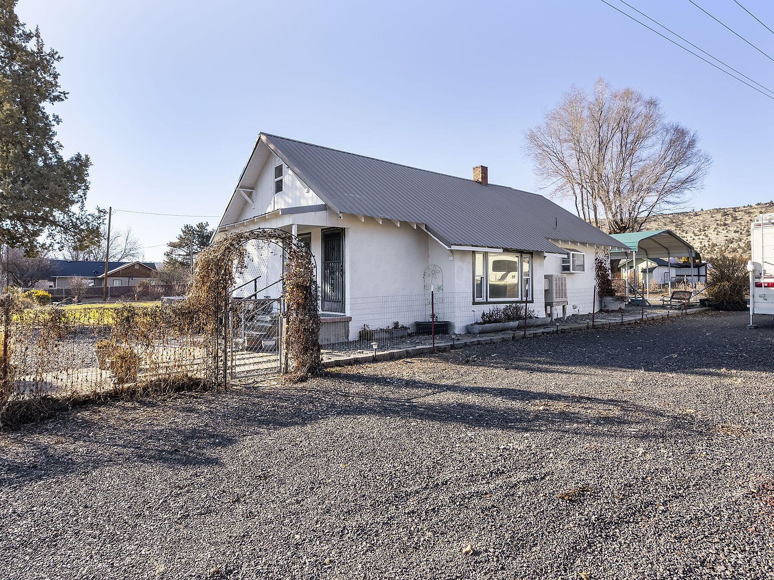 2355 NE Market St Madras, OR 97741 - Thumbnail 3