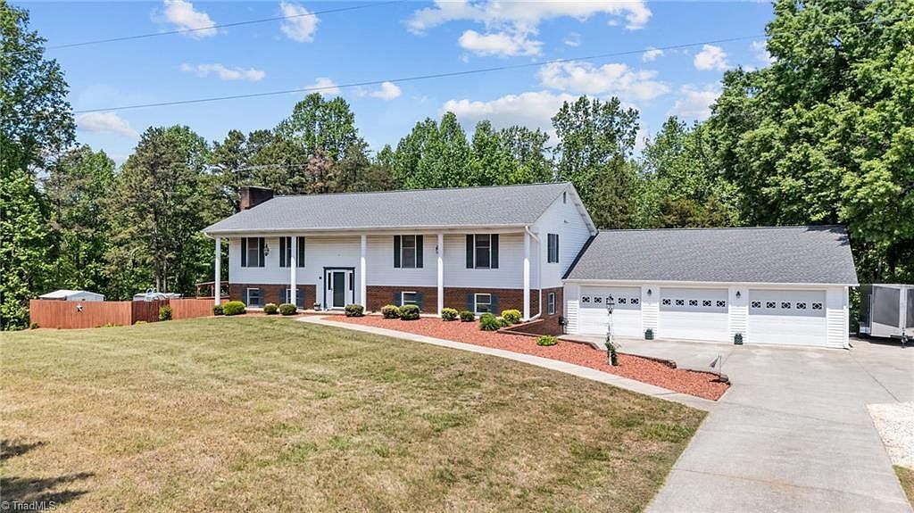 786 Central Rd Clemmons, NC 27012 - Thumbnail 3