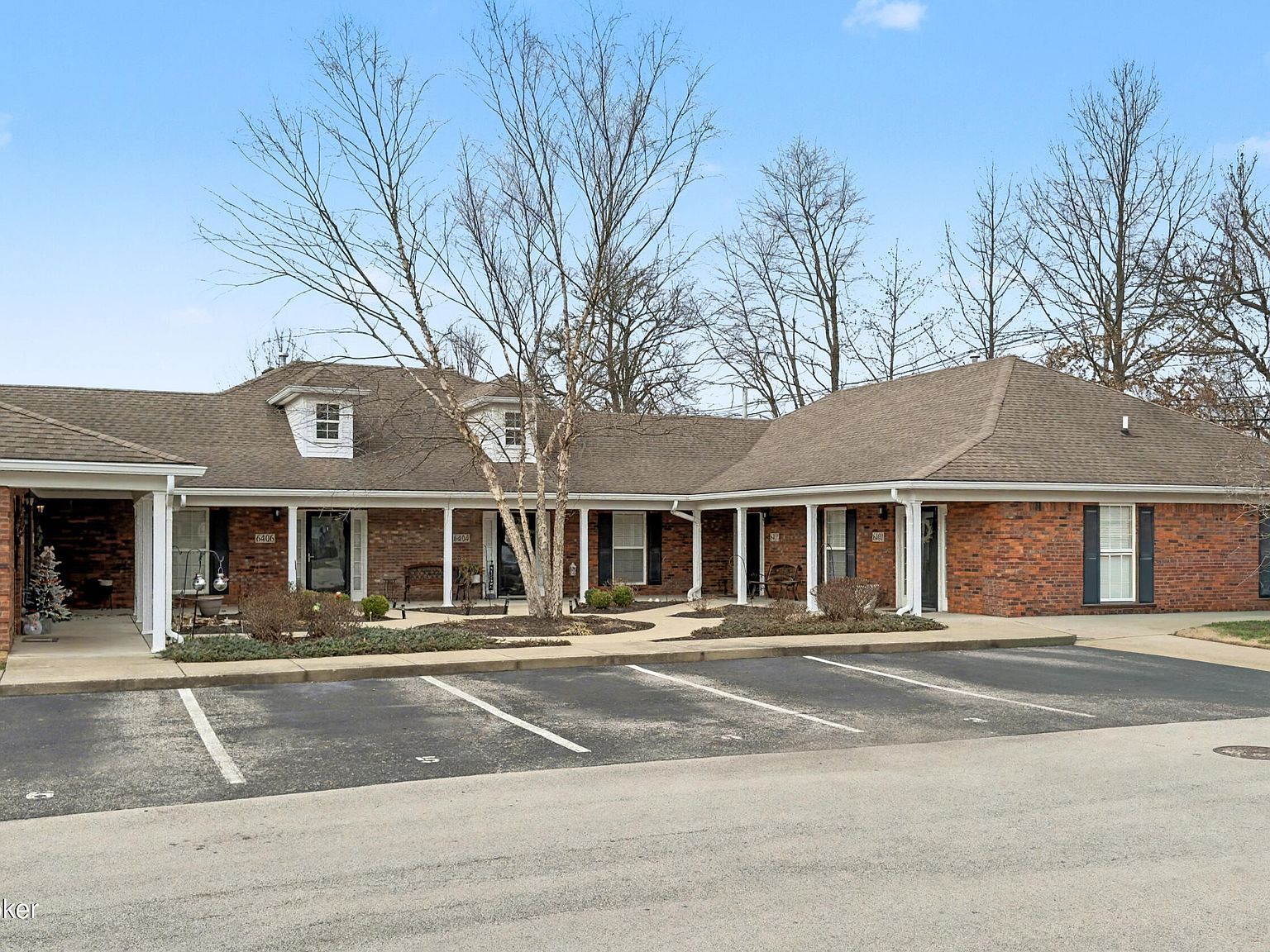 6404 Renate Rd Louisville, KY 40291 - Thumbnail 3