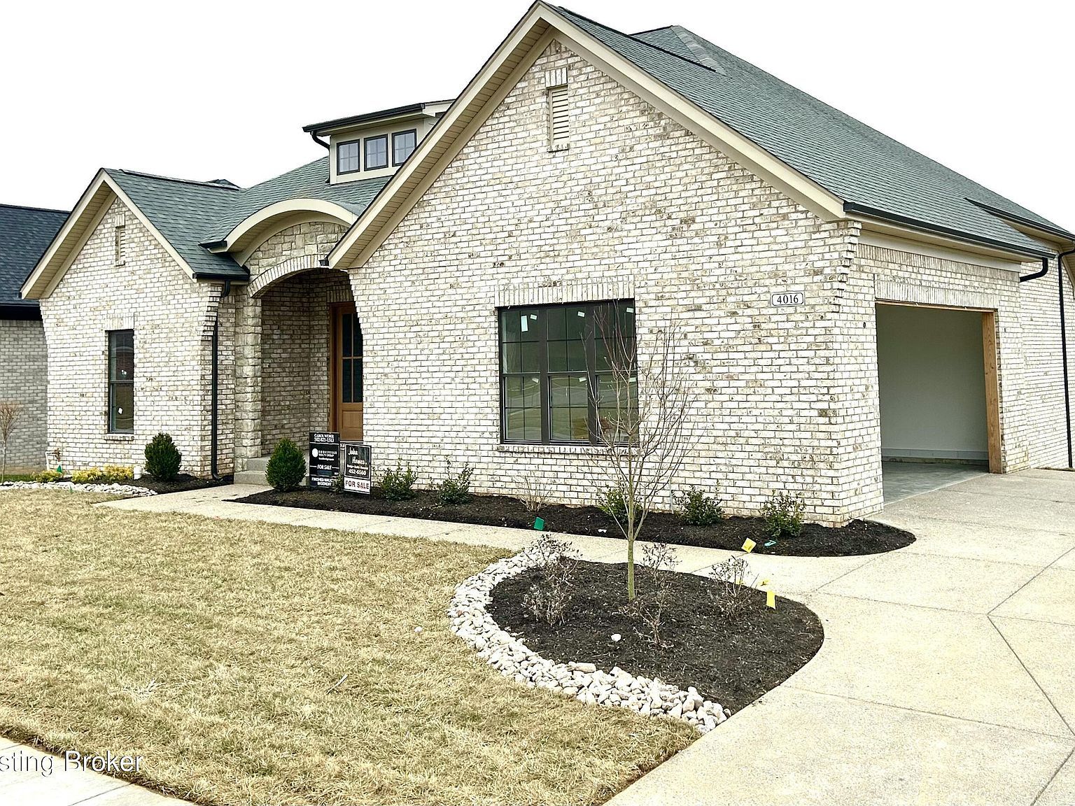 39 Thomas Farm Dr Louisville, KY 40299 - Thumbnail 3