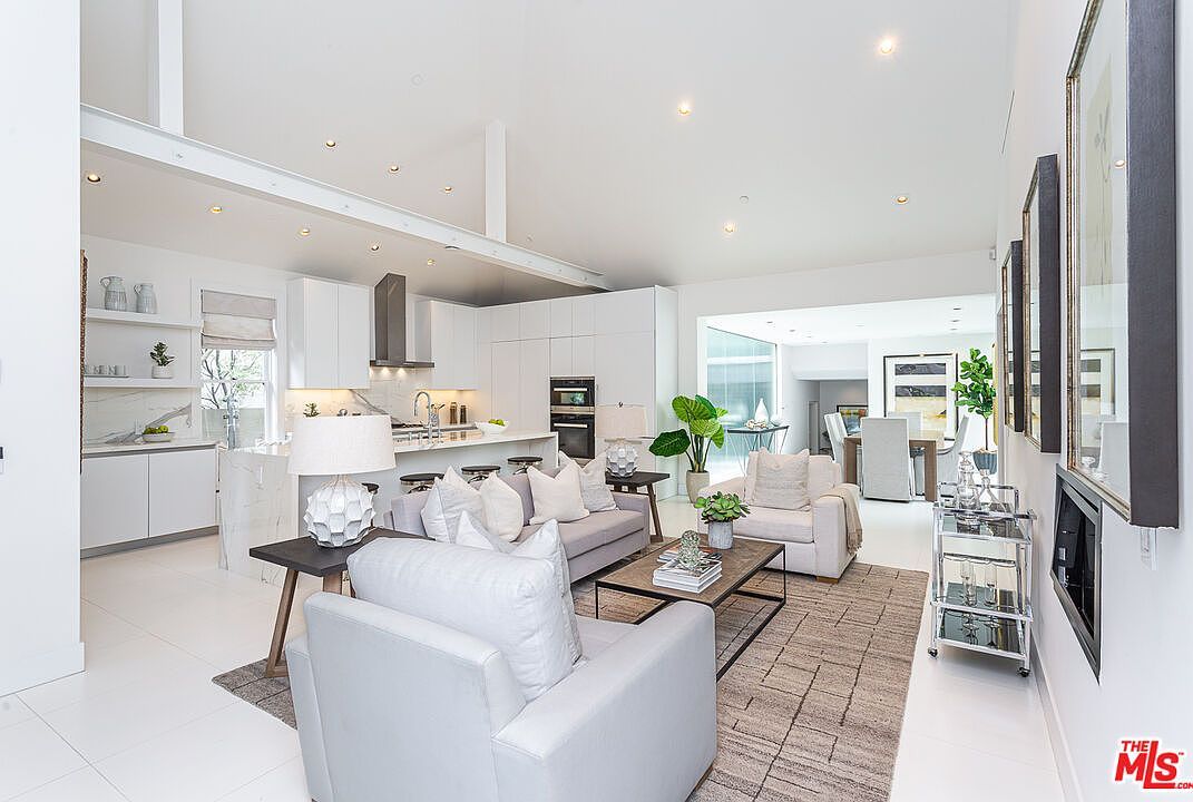 1012 2nd St APT 1 Santa Monica, CA 90403 - Thumbnail 3