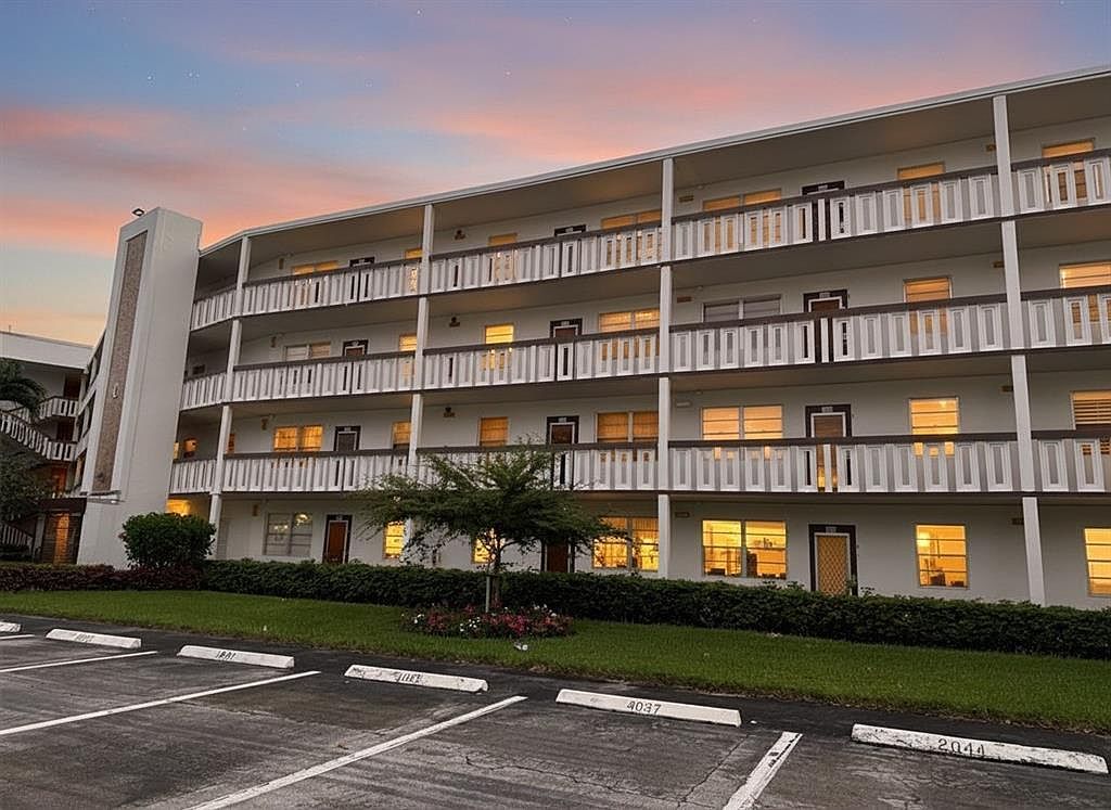 3041 Hythe Pl #3041-C Boca Raton, FL 33434 - Thumbnail 3