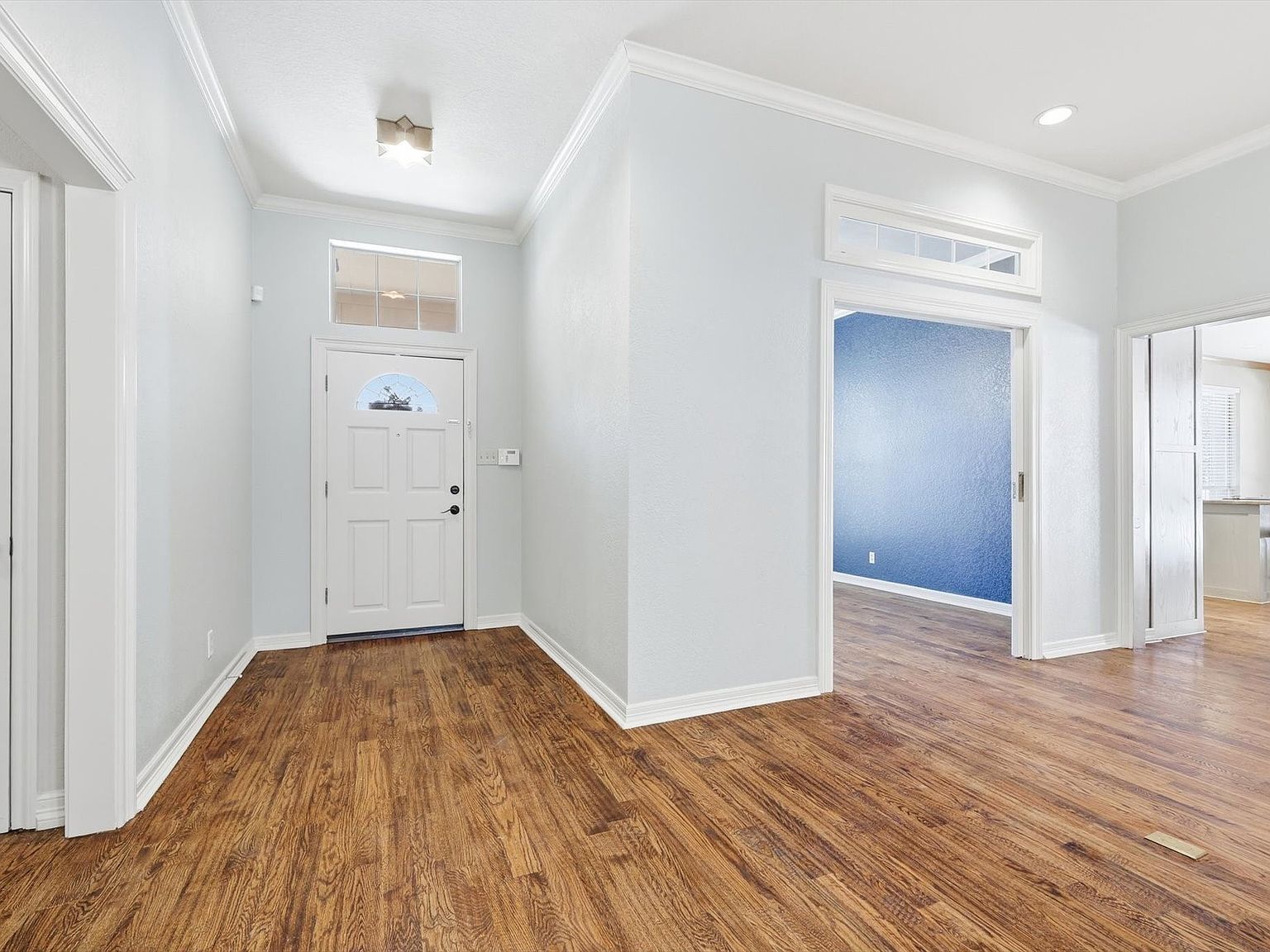 2272 Hollyhill Ln Denton, TX 76205 - Thumbnail 3