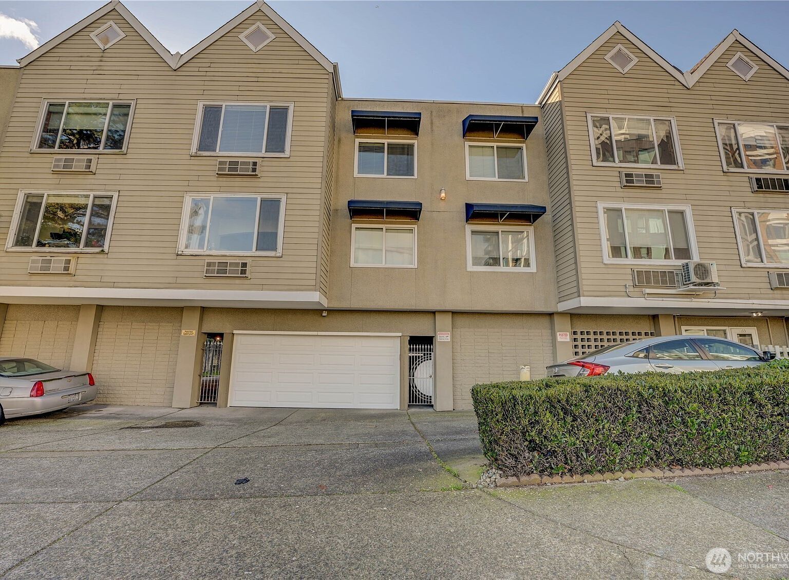 440 Saint Helens Ave Unit 209 Tacoma, WA 98402 - Thumbnail 3