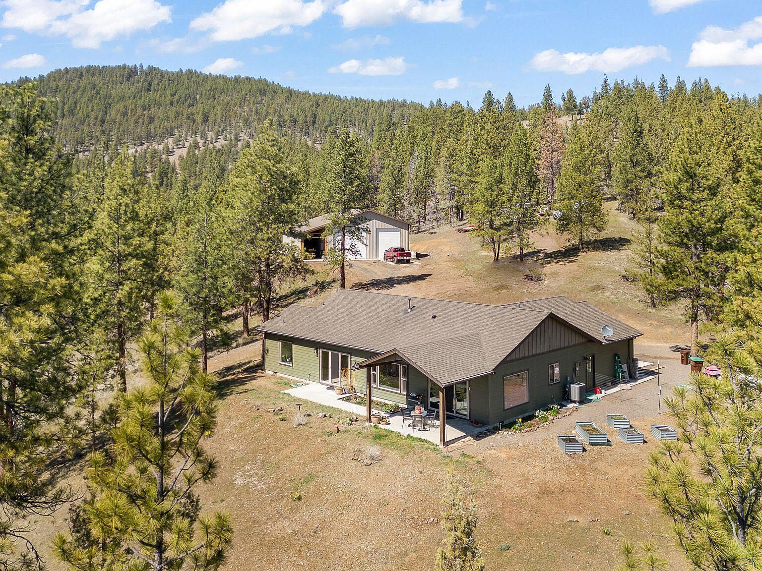 8425 NE Mill Creek Rd Prineville, OR 97754 - Thumbnail 3