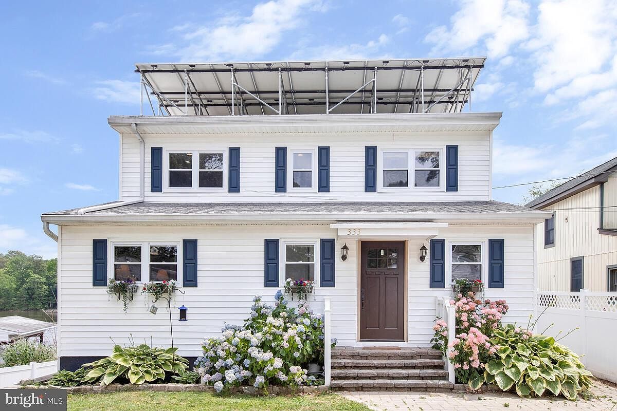 333 Sturtons Ln Pasadena, MD 21122 - Thumbnail 3