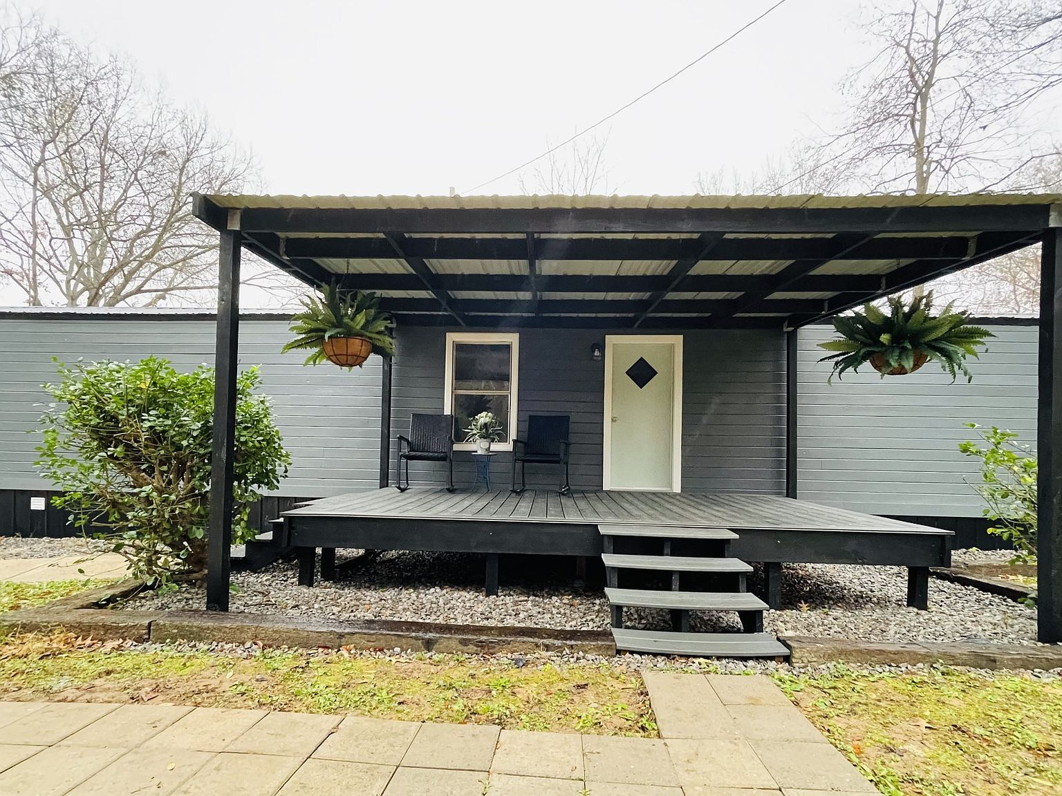 303 Conger St Cumberland City, TN 37050 - Thumbnail 3