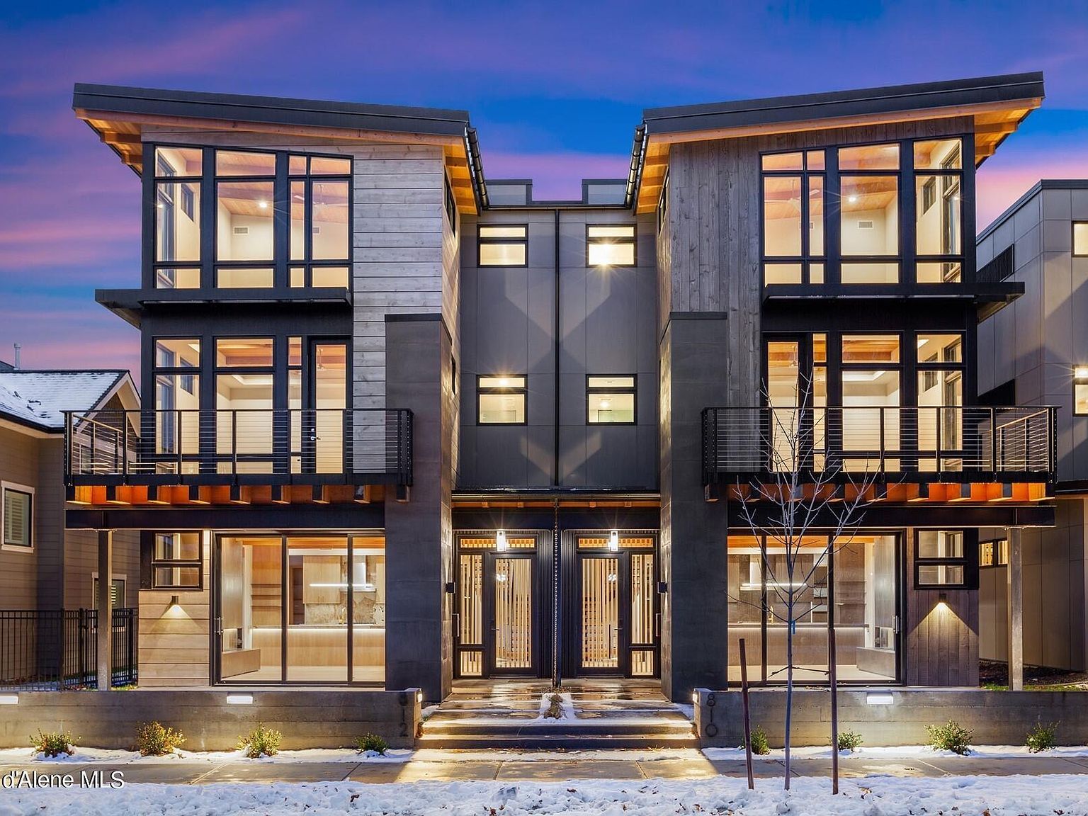 810 E Lakeside Ave Coeur D Alene, ID 83814 - Thumbnail 3