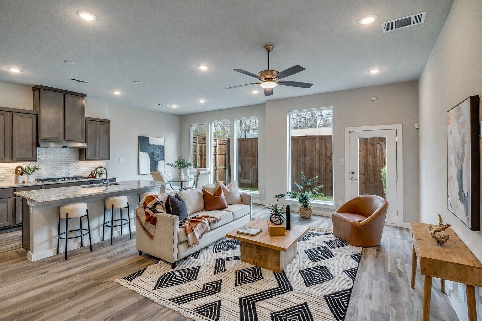 3450 Heritage Pl Richardson, TX 75082 - Thumbnail 3