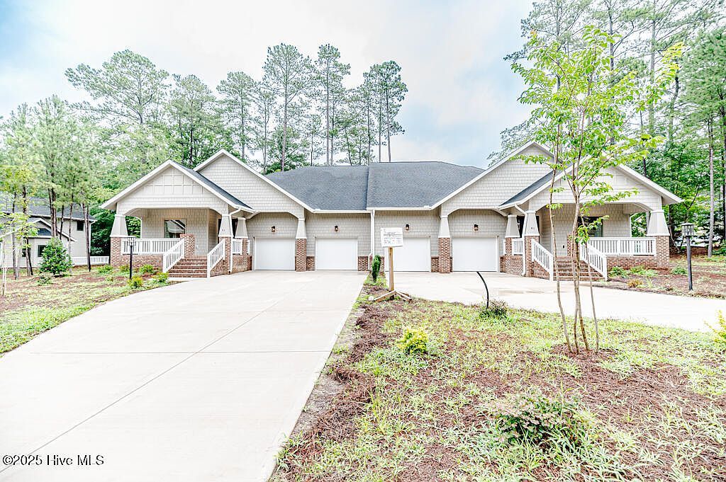 91 Lamplighter Village Dr Pinehurst, NC 28374 - Thumbnail 3