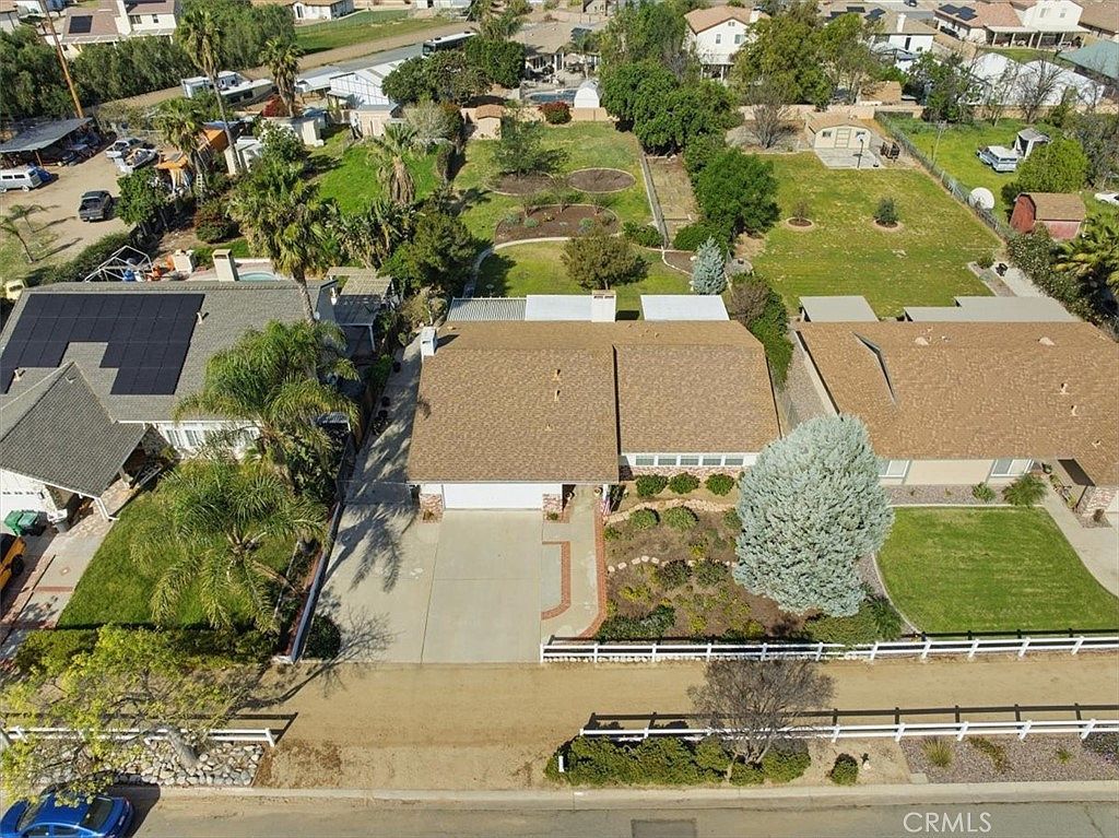 2384 Corydon Ave Norco, CA 92860 - Thumbnail 3