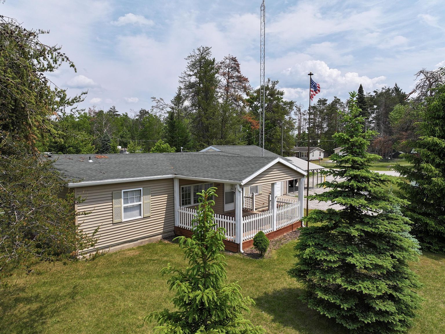 11990 Lake 15 Rd Atlanta, MI 49709 - Thumbnail 3