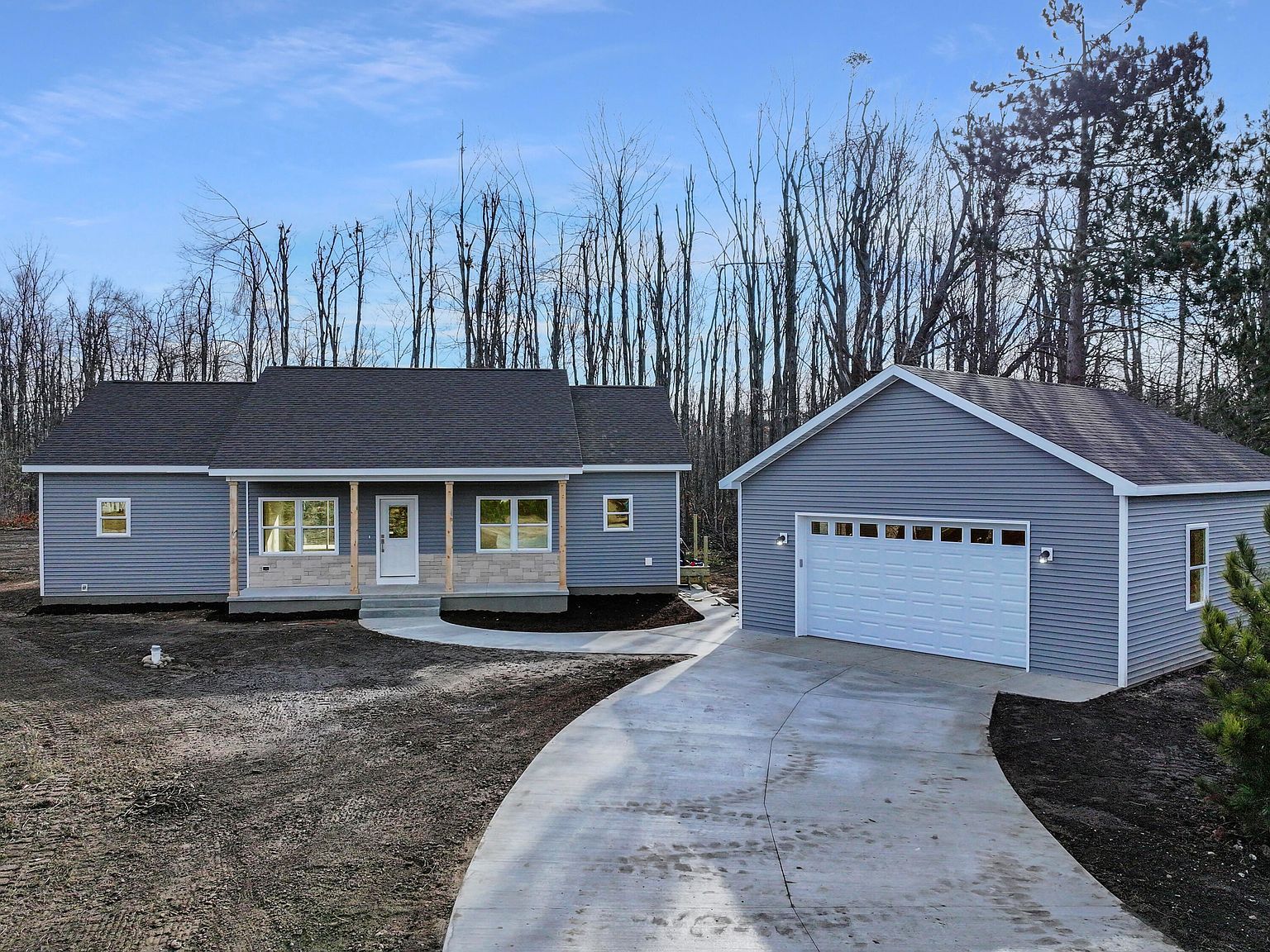 721 Krystal Meadows Ln Gaylord, MI 49735 - Thumbnail 3