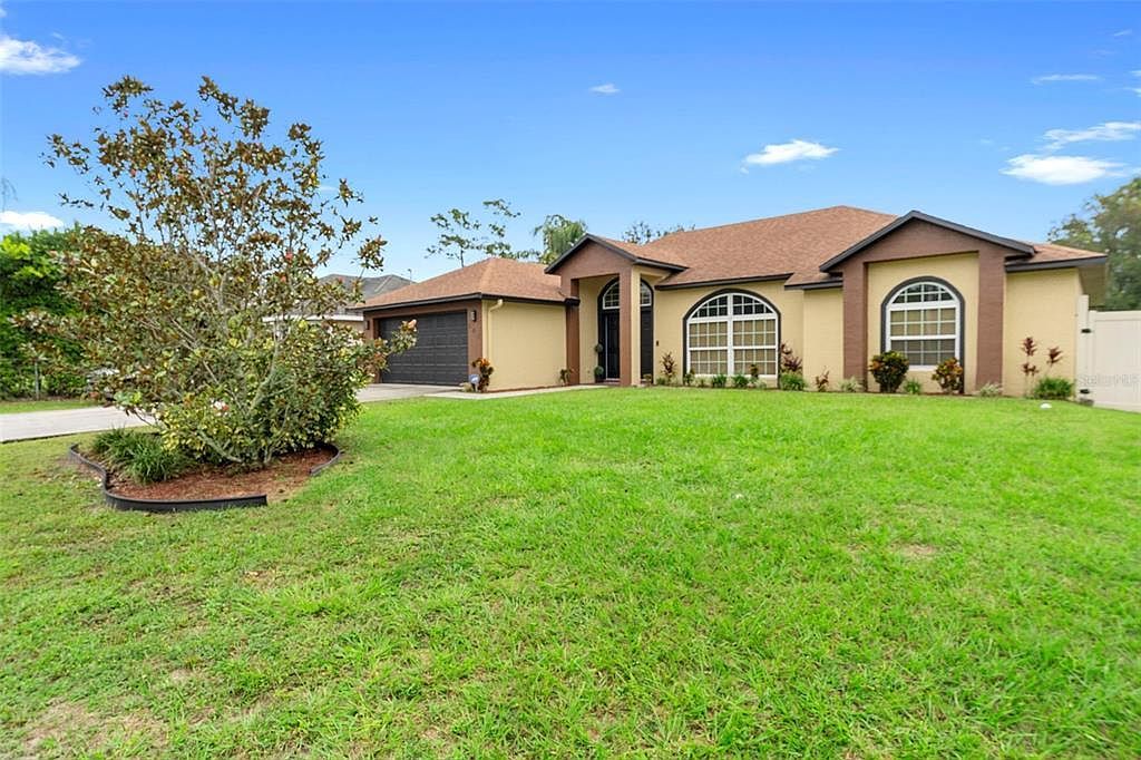 641 Rhodes Dr Deland, FL 32720 - Thumbnail 3