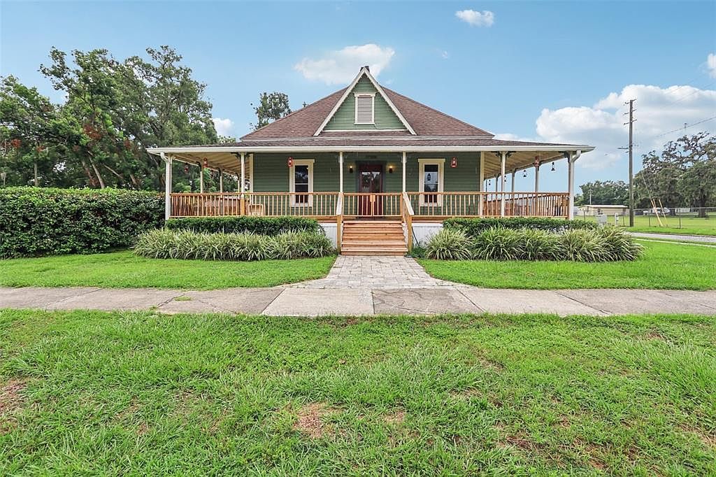 37508 Church Ave Dade City, FL 33525 - Thumbnail 3