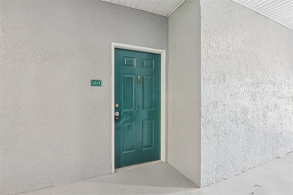 18001 Richmond Place Dr APT 1213 Tampa, FL 33647 - Thumbnail 3