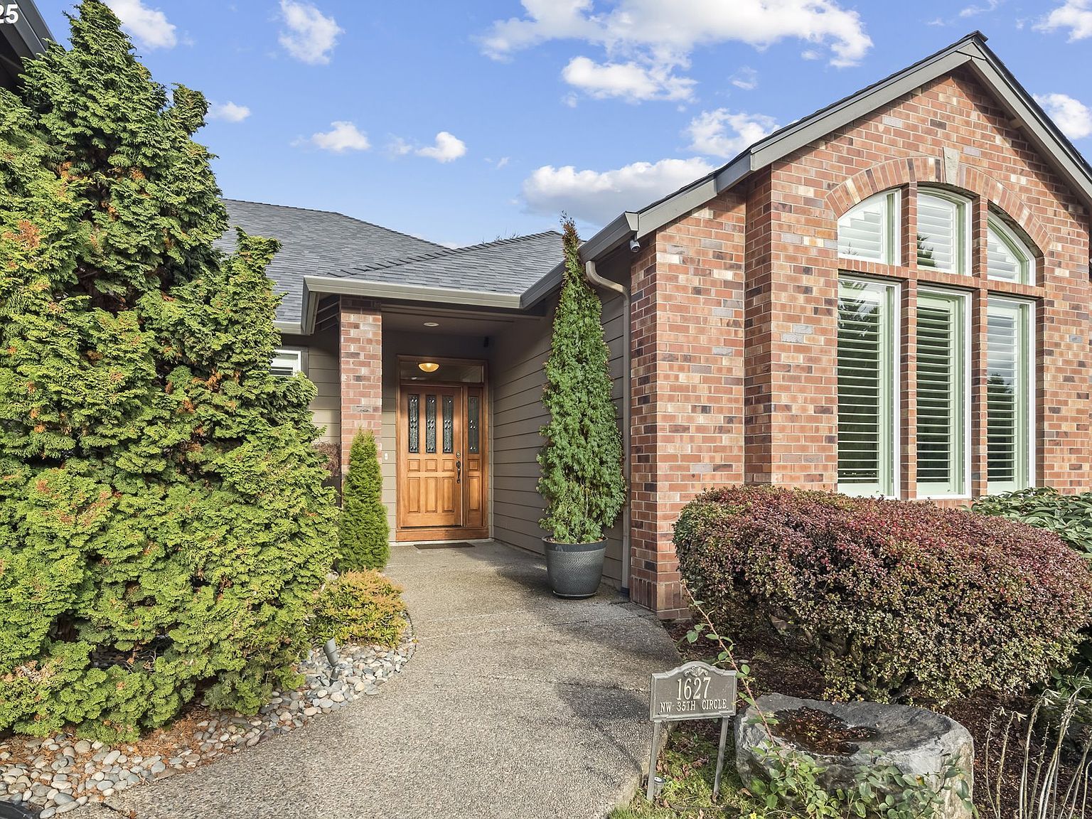 1627 NW 35th Cir Camas, WA 98607 - Thumbnail 3