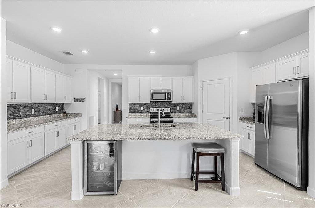 3400 Weston Manor Dr Alva, FL 33920 - Thumbnail 3