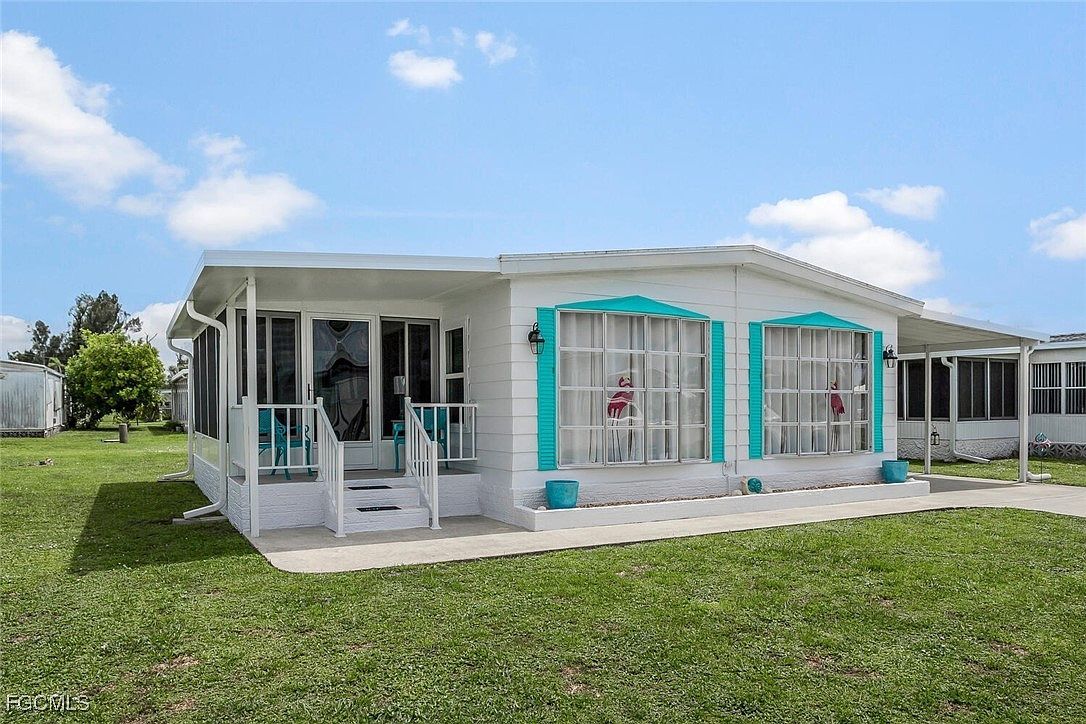 2782 Wedgewood Dr North Fort Myers, FL 33917 - Thumbnail 3