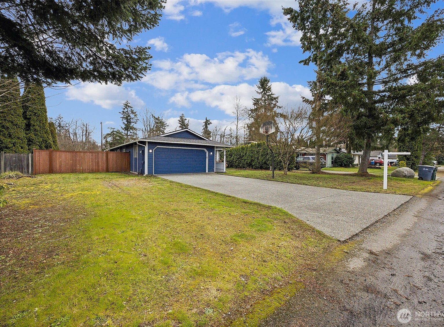 15815 121st Avenue Ct E Puyallup, WA 98374 - Thumbnail 3