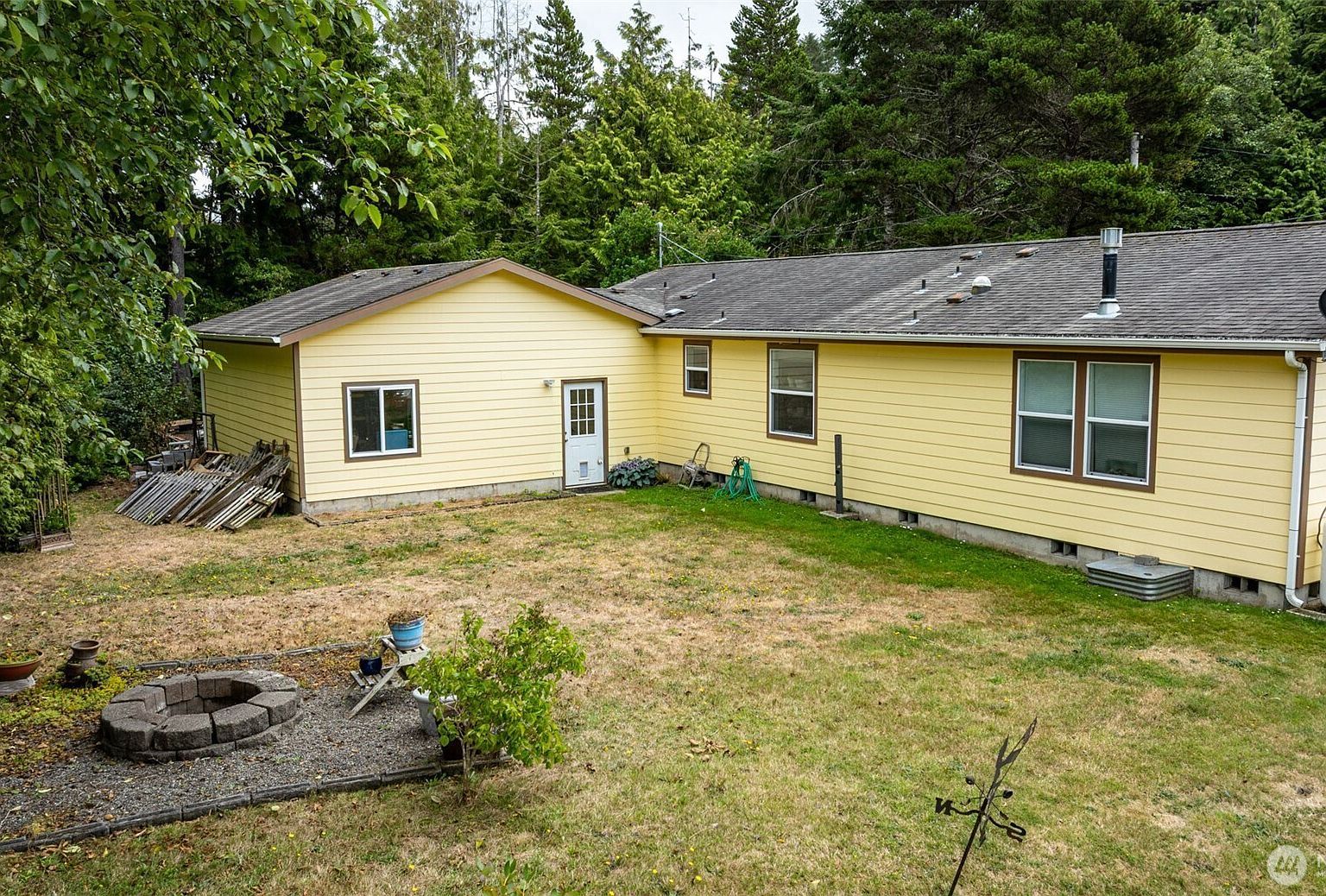 39 Paradise Ln Pacific Beach, WA 98571 - Thumbnail 3