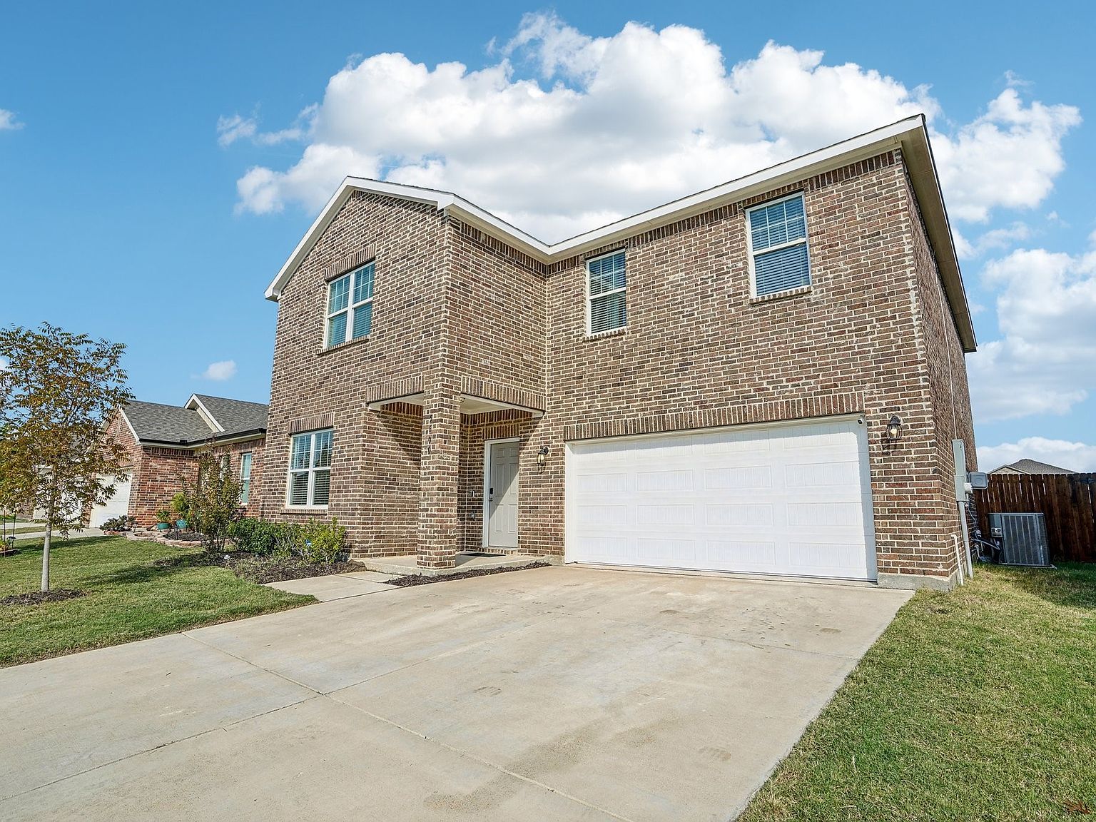 5600 Brownstone Ln Crowley, TX 76036 - Thumbnail 3