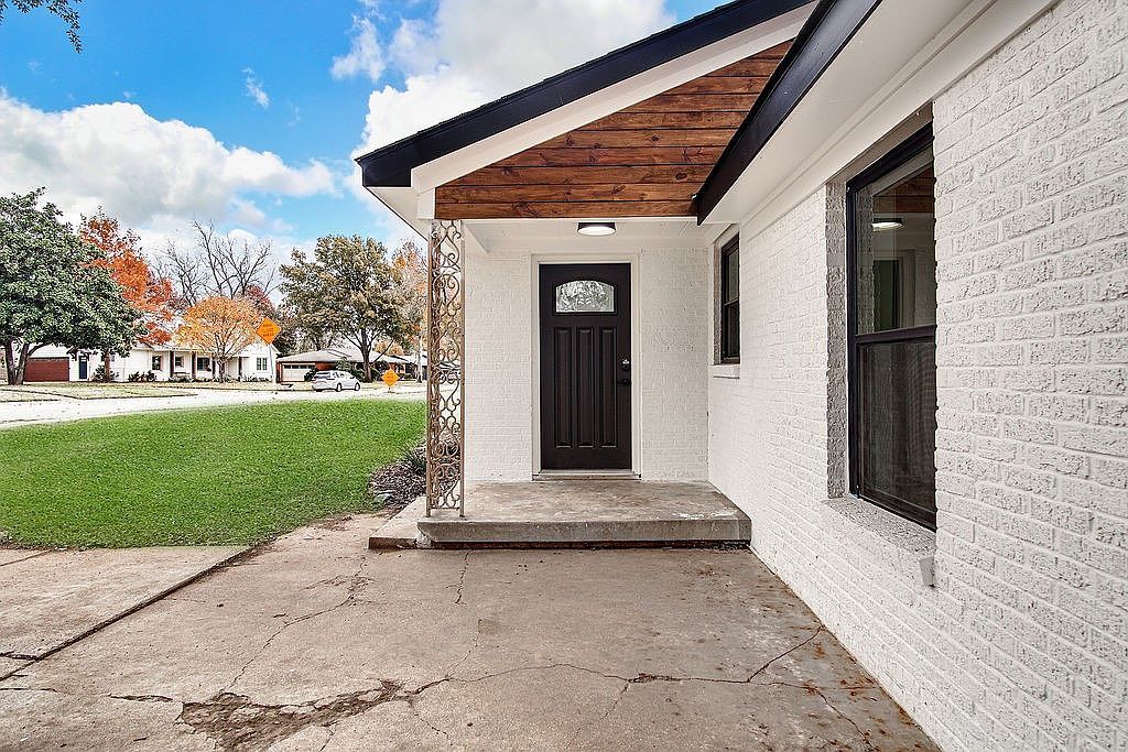 3549 Holder St Richland Hills, TX 76118 - Thumbnail 3