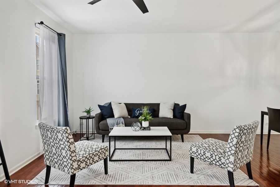 3349 Kentshire Circle, Aurora, IL, USA, 60504 - Thumbnail 3