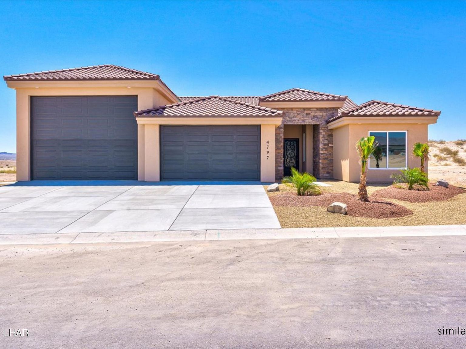 2032 The Diamond On Your Lot Pln Lake Havasu City, AZ 86404 - Thumbnail 3