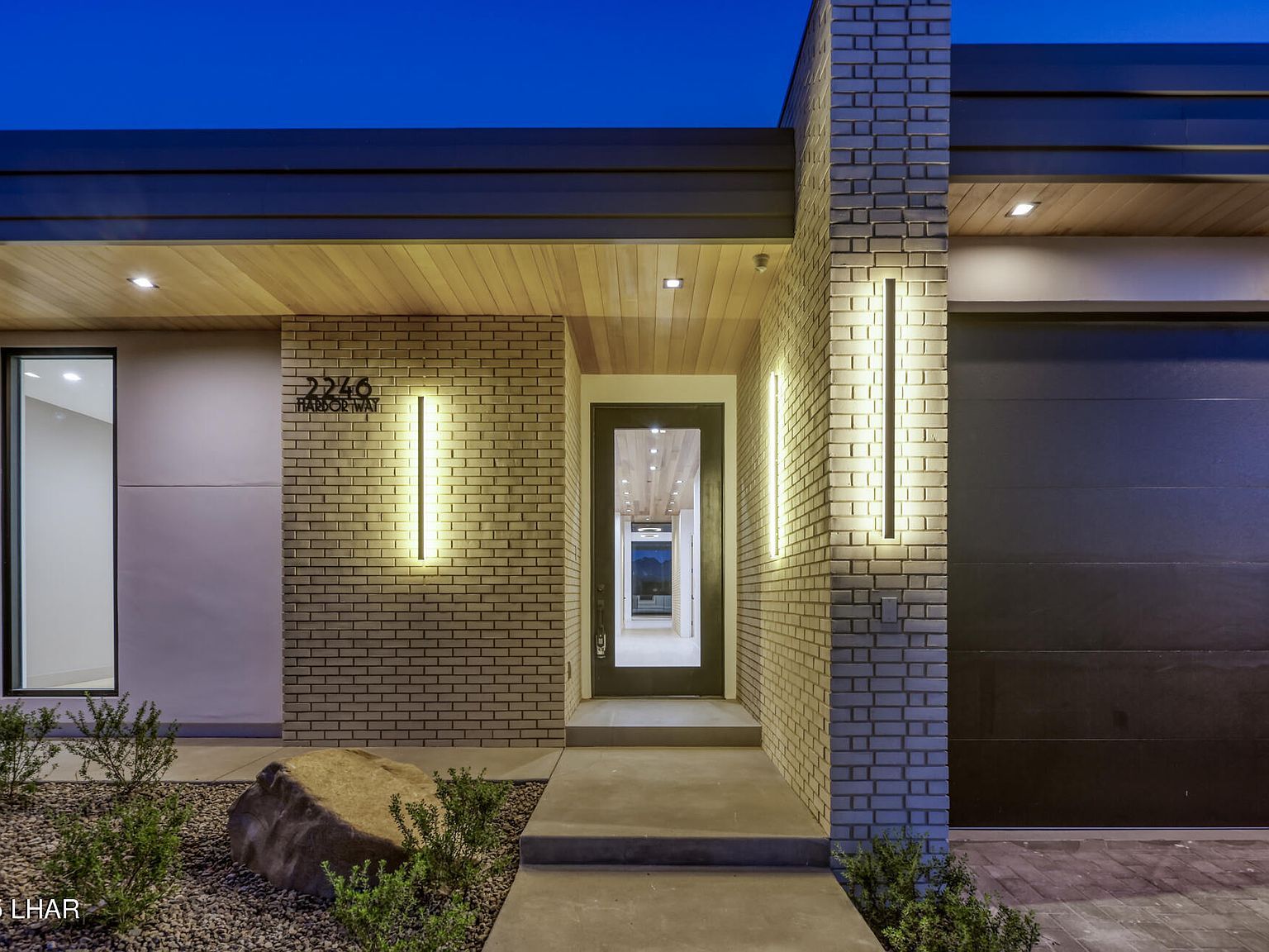 2246 Harbor Way Lake Havasu City, AZ 86406 - Thumbnail 3